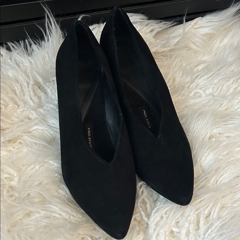 Anthropologie suede pointy womens shoes pied sur terre size 40 europe size 9-9.5